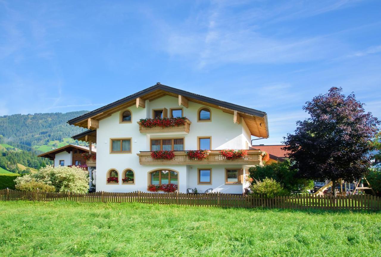 Appartement-Gaestehaus Ursula Flachau Dış mekan fotoğraf