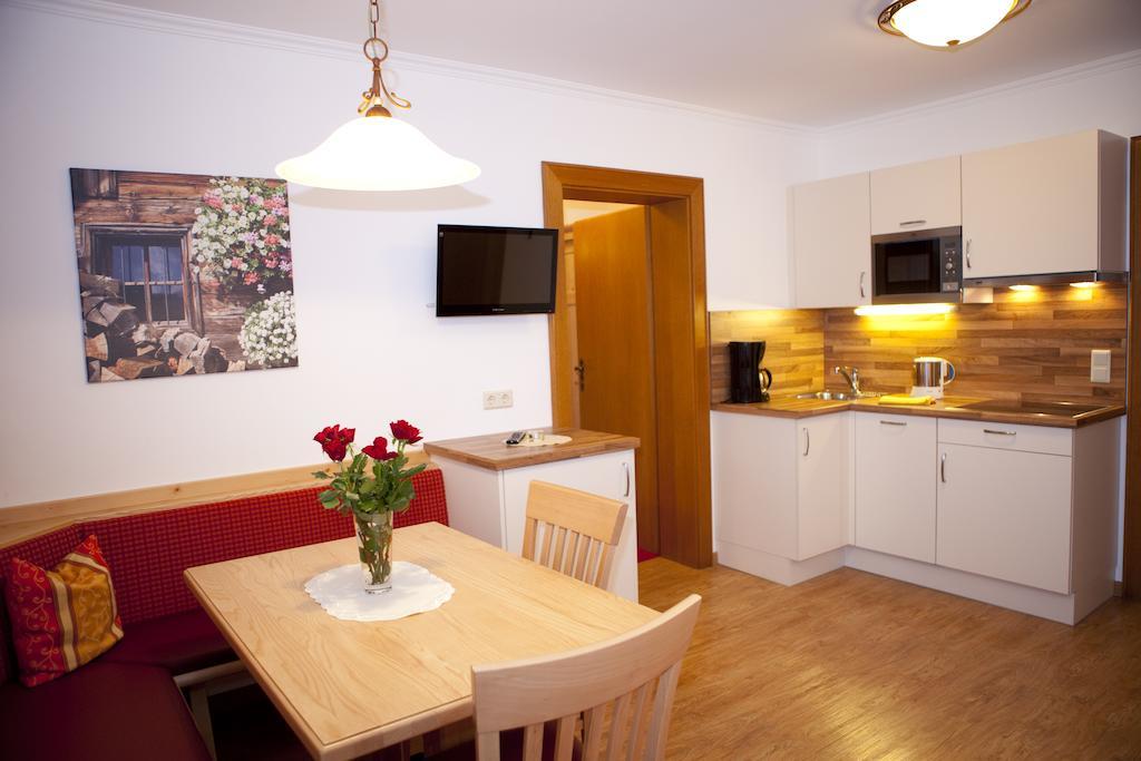 Appartement-Gaestehaus Ursula Flachau Oda fotoğraf